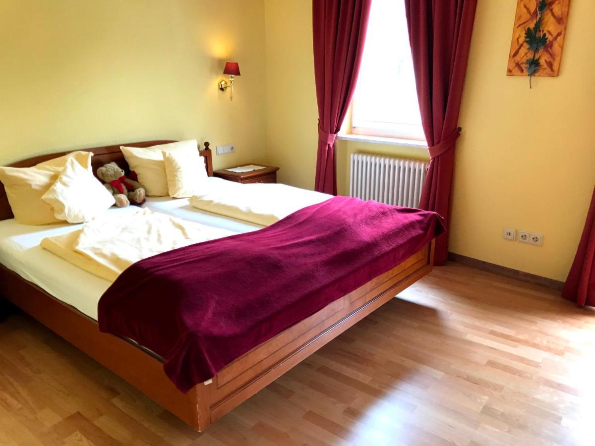 Hotel Garni Wiestor Юберлинген Екстериор снимка