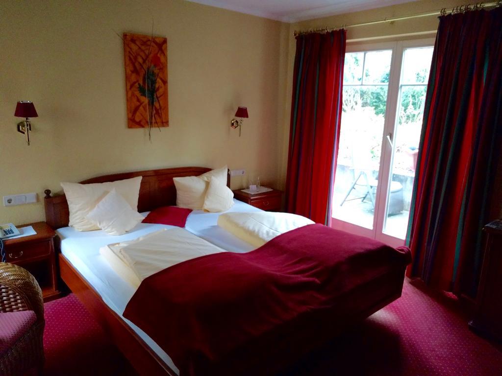 Hotel Garni Wiestor Юберлинген Екстериор снимка