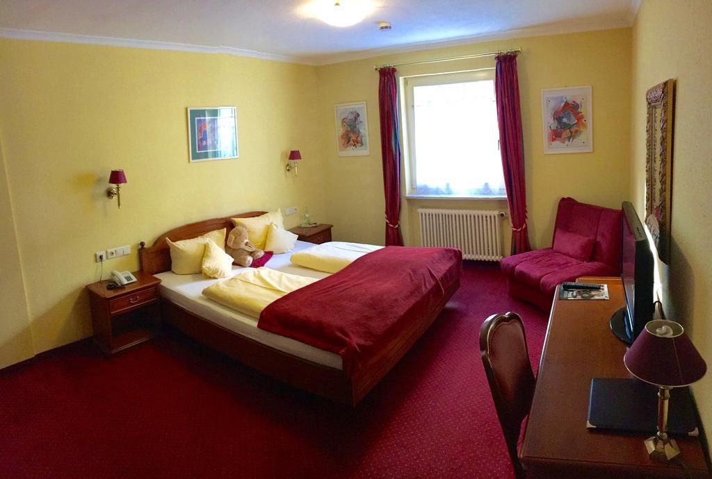 Hotel Garni Wiestor Юберлинген Екстериор снимка