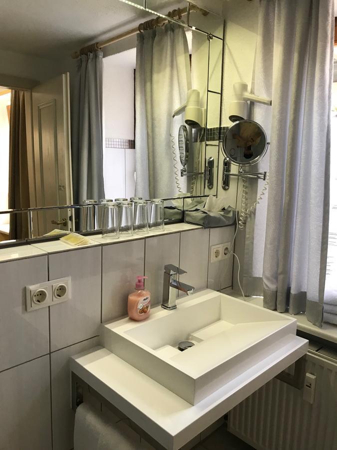 Hotel Garni Wiestor Юберлинген Екстериор снимка